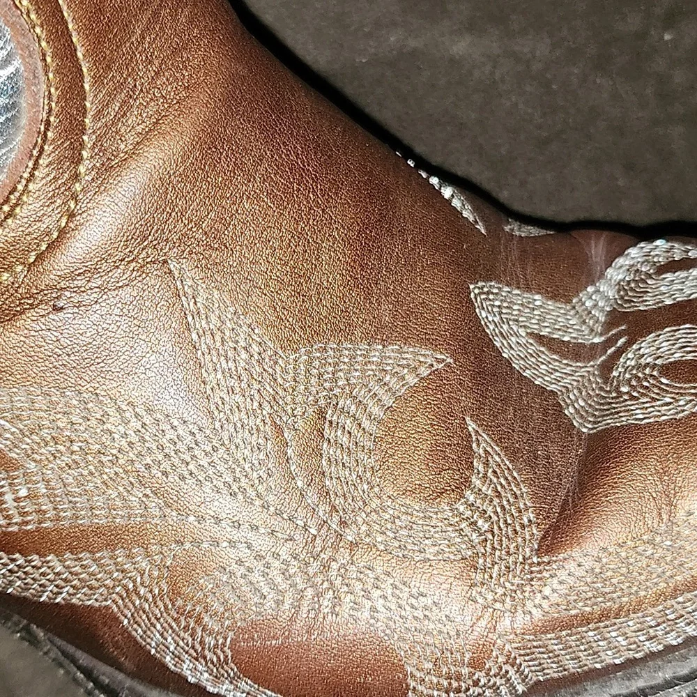 Silver and Brown Western Cowboy Boots - Picture 8 of 9